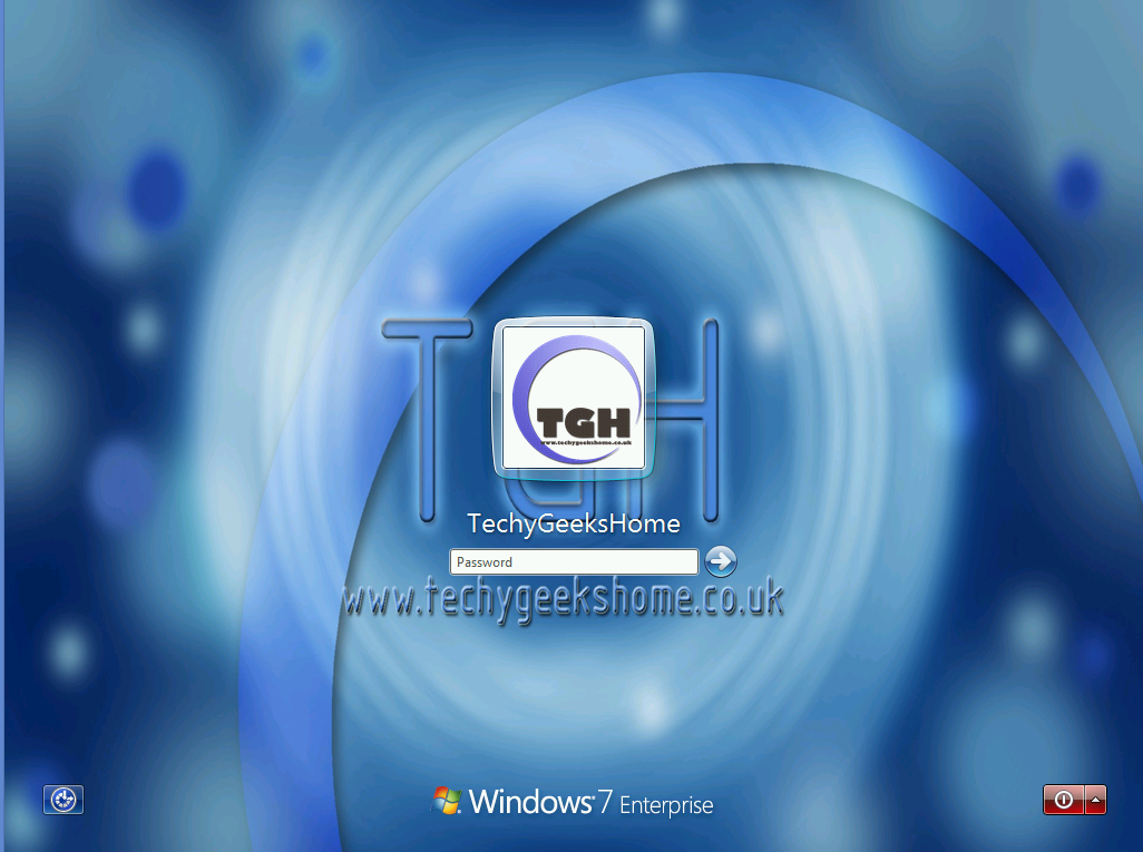 screenshot7 New custom Windows lock screen applied after reboot