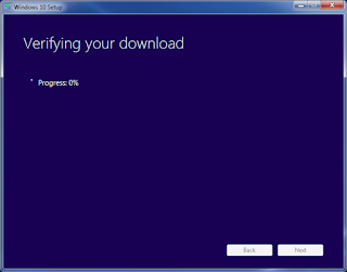 Windows 10 upgrade wizard: checking for compatibility issues step