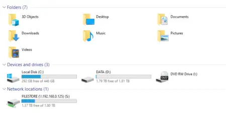 Screenshot of a computer's file explorer showing folders like desktop, documents, music, pictures, videos, and network drives with available storage displayed.
