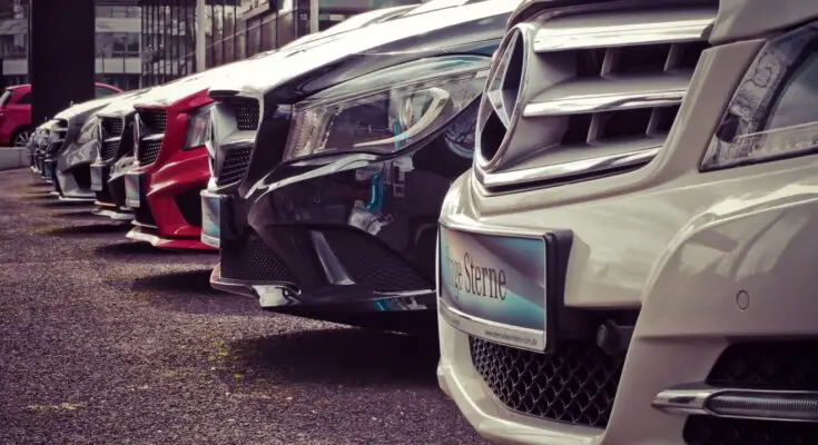 mercedes benz parked in a row